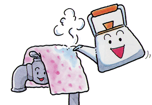 寒さで凍結した水道の蛇口に、笑顔のやかんが湯気を立てながらお湯をかけ、ピンク色の布で覆われた笑顔の蛇口を溶かそうとしている様子を描いたイラスト