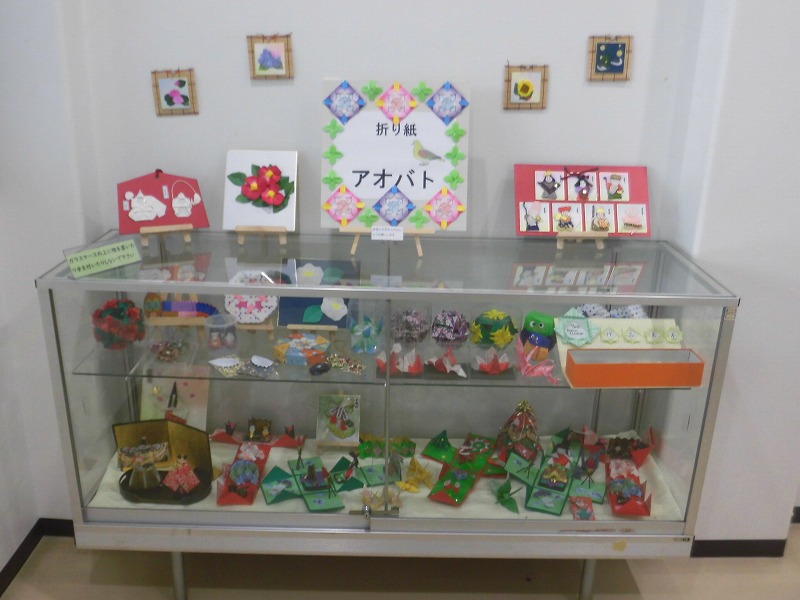 R7初めての大人のおりがみ「お花のブローチ」6