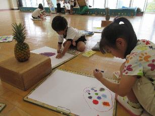 絵画指導 パイナップルの絵を描く 表現