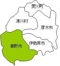 秦野市だけが緑色で色付けされ、厚木市、伊勢原市、愛川町、清川村がのった地図
