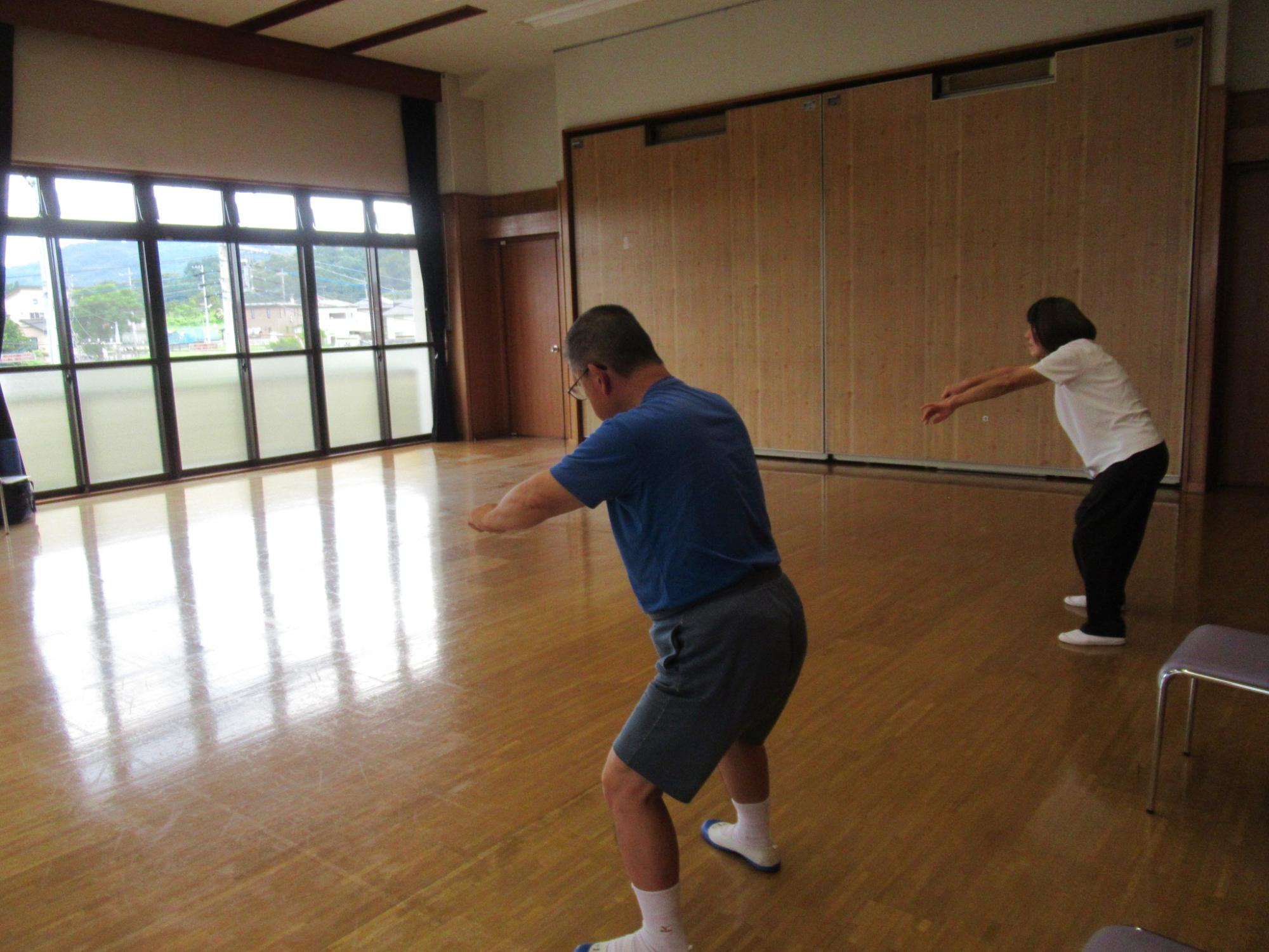 らくたく体操教室