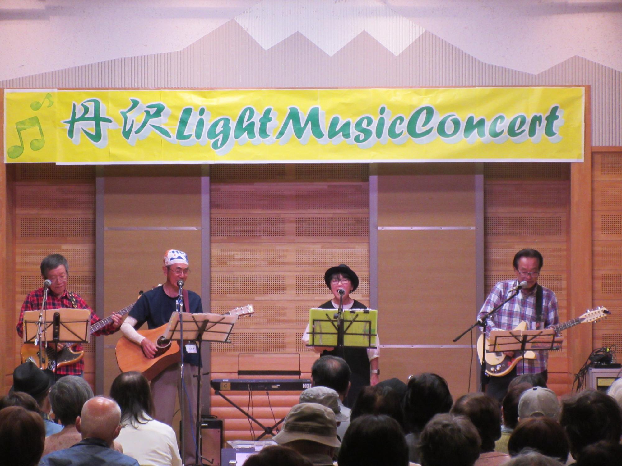 プレイバック&rsquo;&rsquo;70の演奏風景