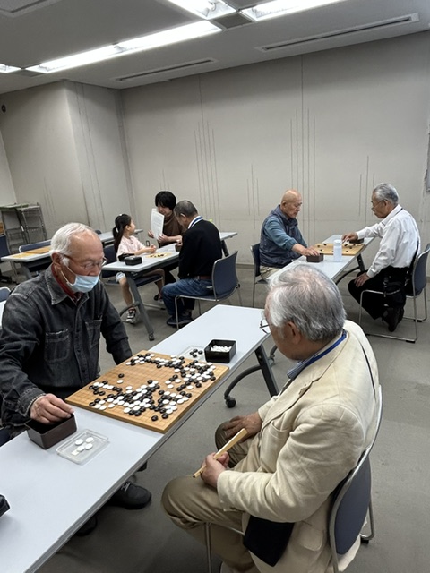 それぞれの熟練度に合わせて対局しています。