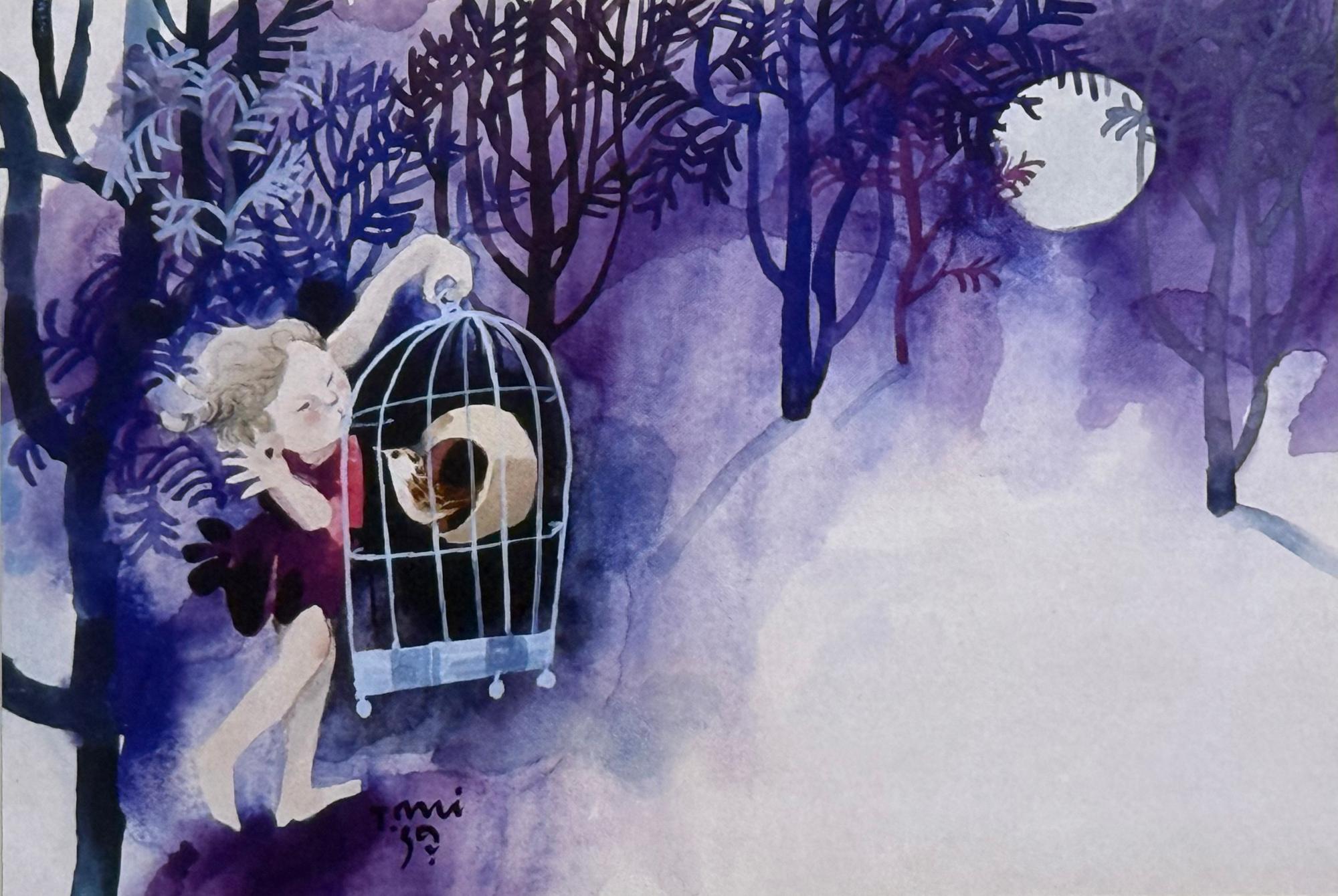 満月が浮かぶ木々が生い茂る夜の森で、金髪の子供が白い鳥が入っている鳥かごを持ってはだしで歩いている、月明かりが幻想的な世界を照らす様子を描いた水彩画作品の写真