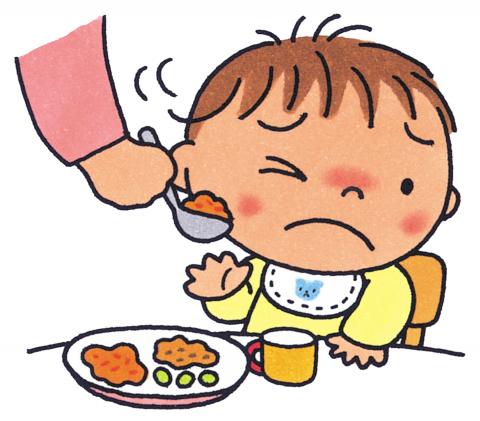 食事が置かれたテーブルに座り、顔の前に差し出されたスプーンに対し、顔をそむけて嫌がっている赤ちゃんのイラスト