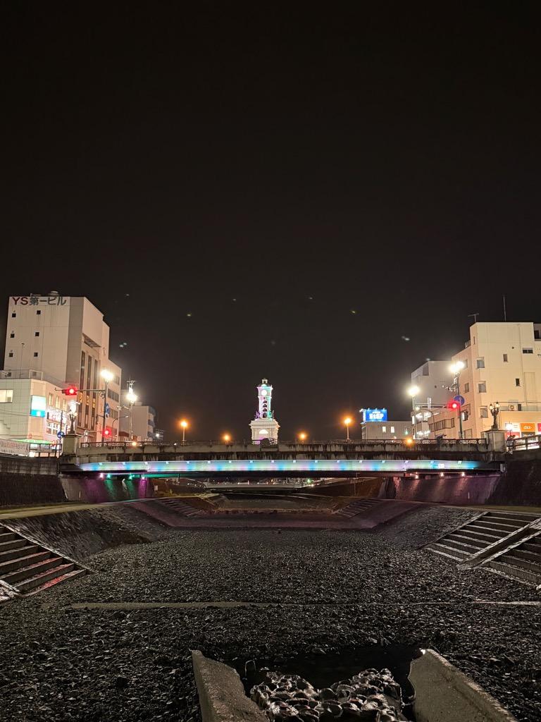 春のライトアップ（まほろば大橋）