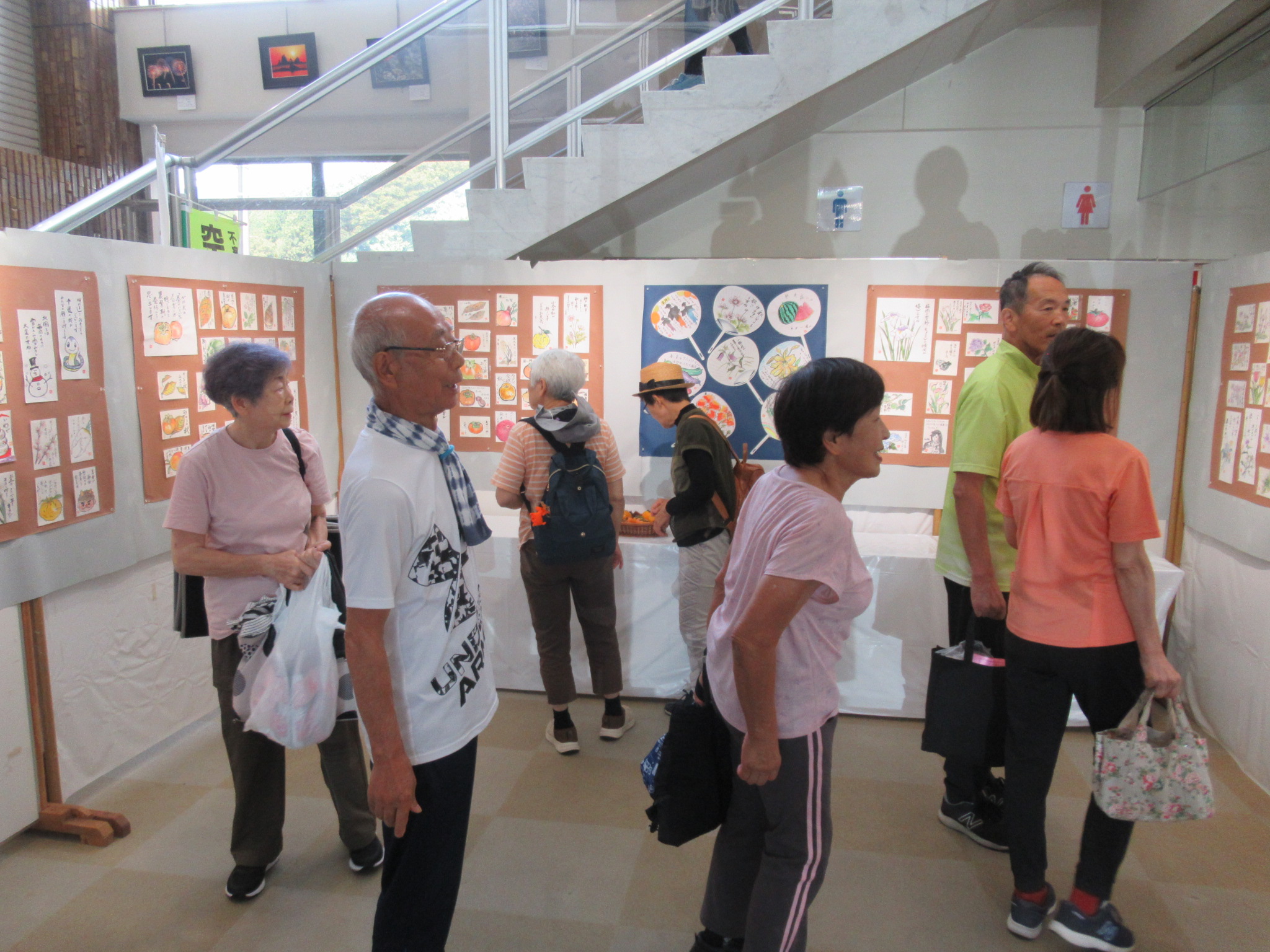 写真：「四季の絵手紙教室」作品展２