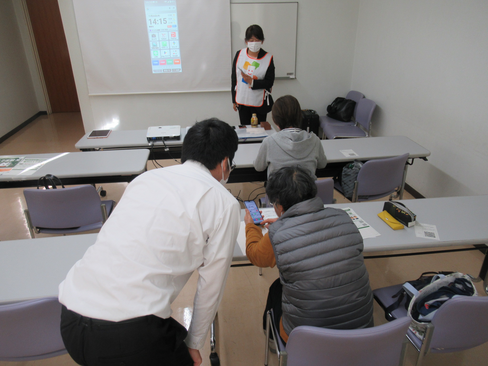 写真：スマホ教室