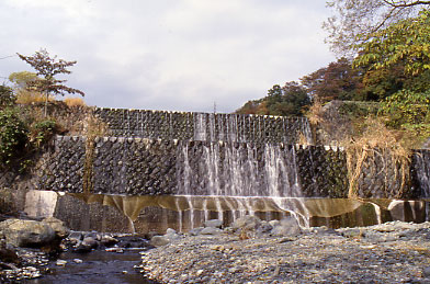 戸川堰堤