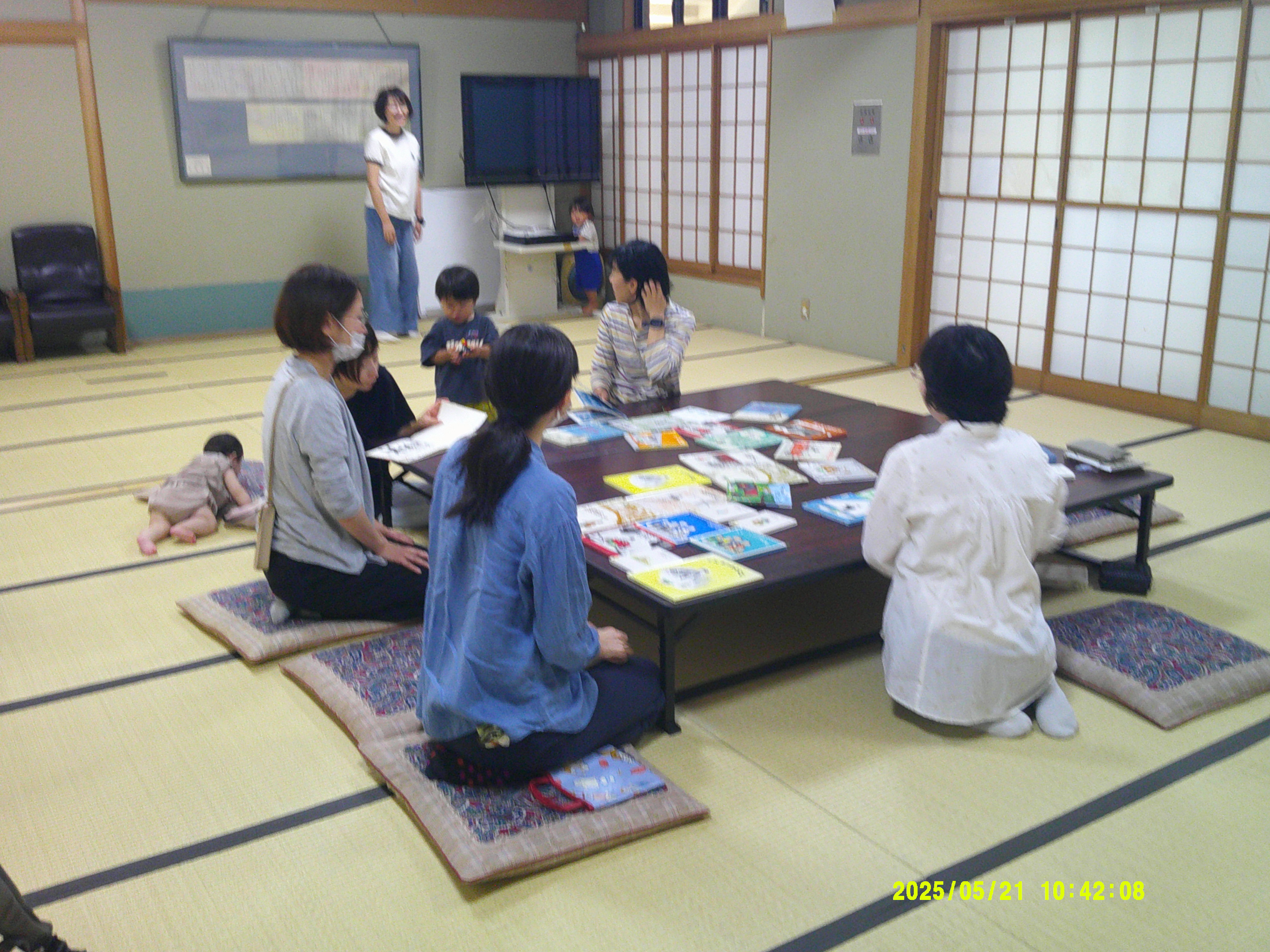 絵本を楽しむ会の写真