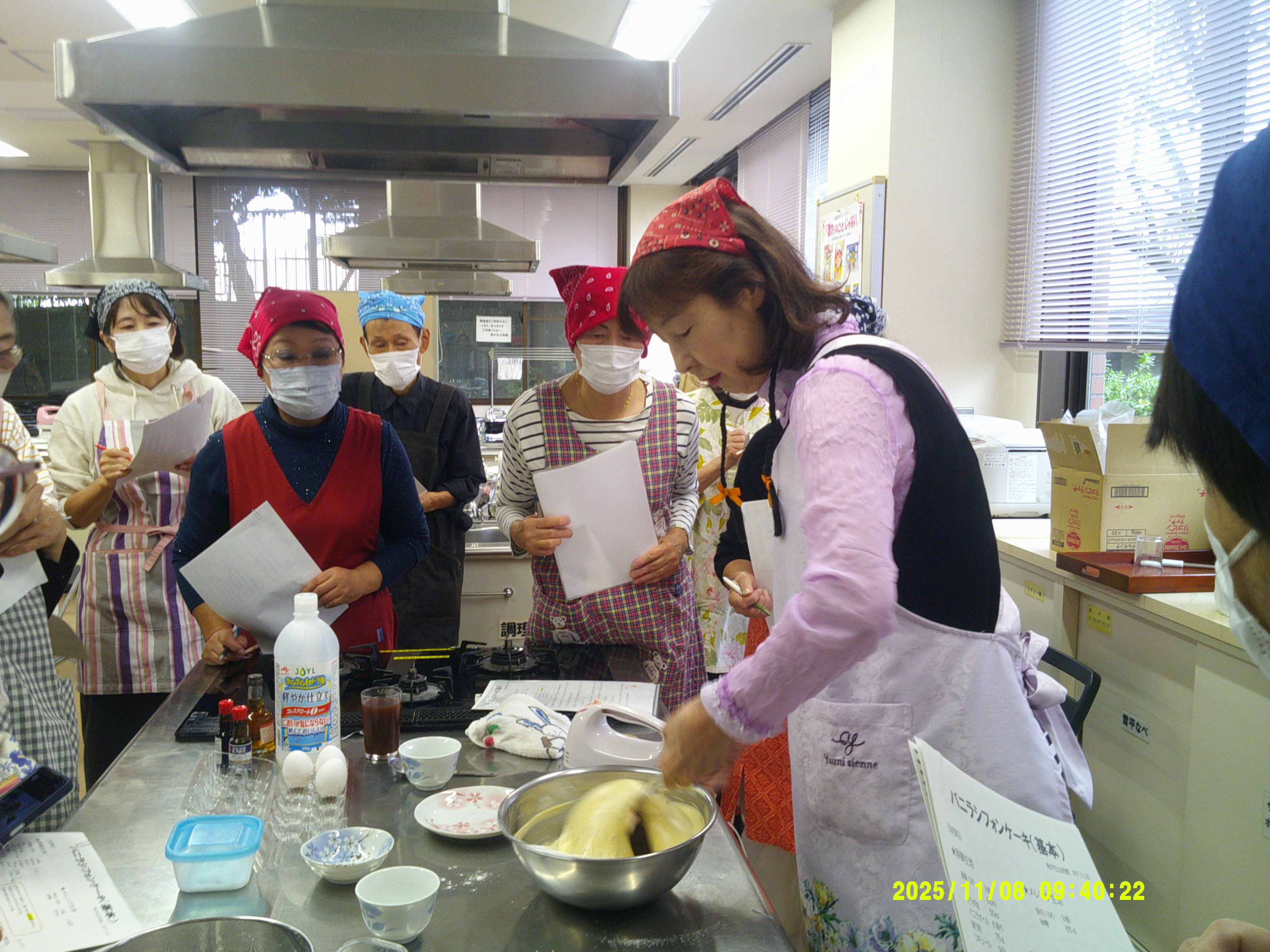 シフォンケーキを作る写真