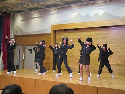 Dancin'JoyCLUBの発表1