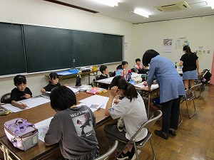 R6夏休み小学生絵画教室1