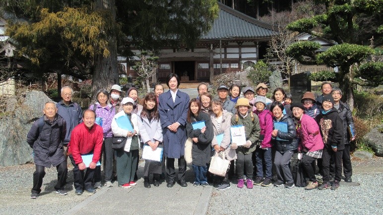 金剛寺での集合写真