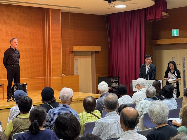 スタス氏演奏会挨拶