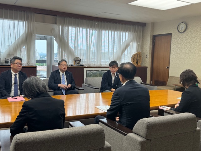 葵鐘会理事長との意見交換